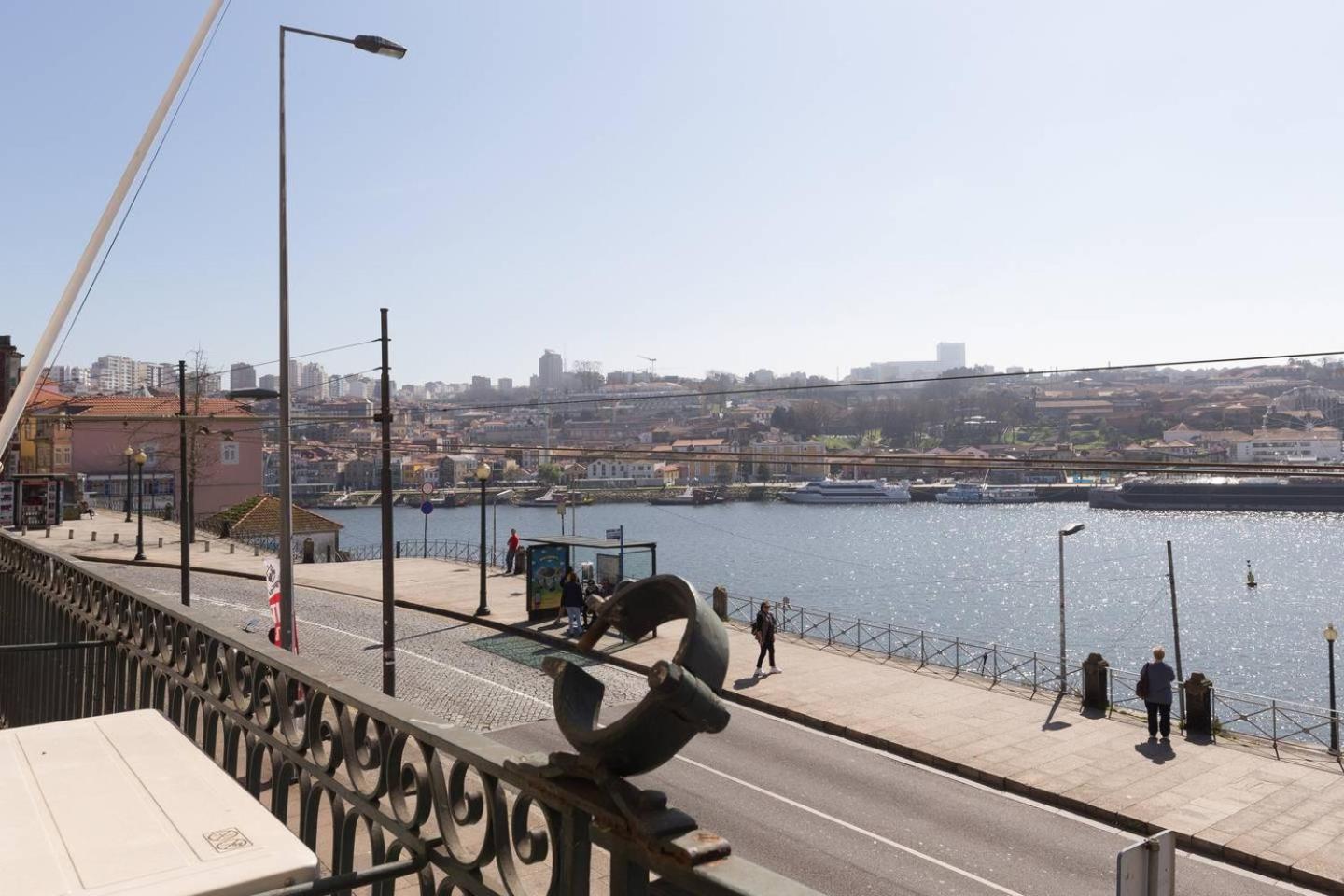 Guestready - Astern Innvict - Street View Porto Exterior photo