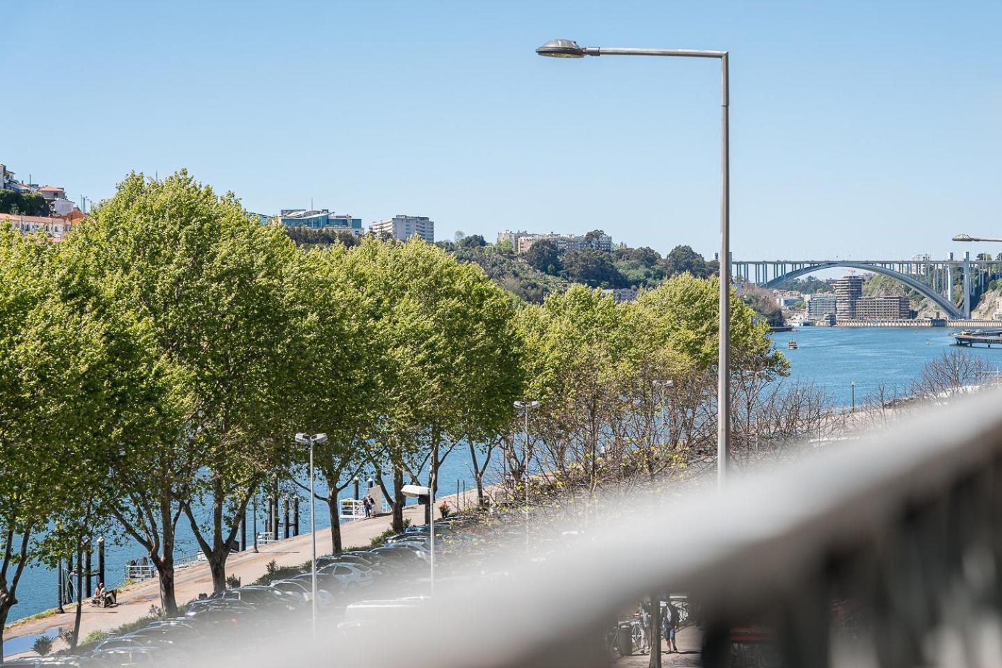 Guestready - Astern Innvict - Street View Porto Exterior photo